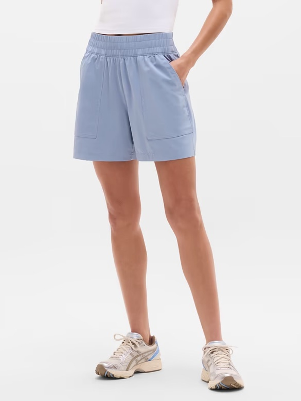 NWOT Athleta Wayfinder Shorts Storm Small